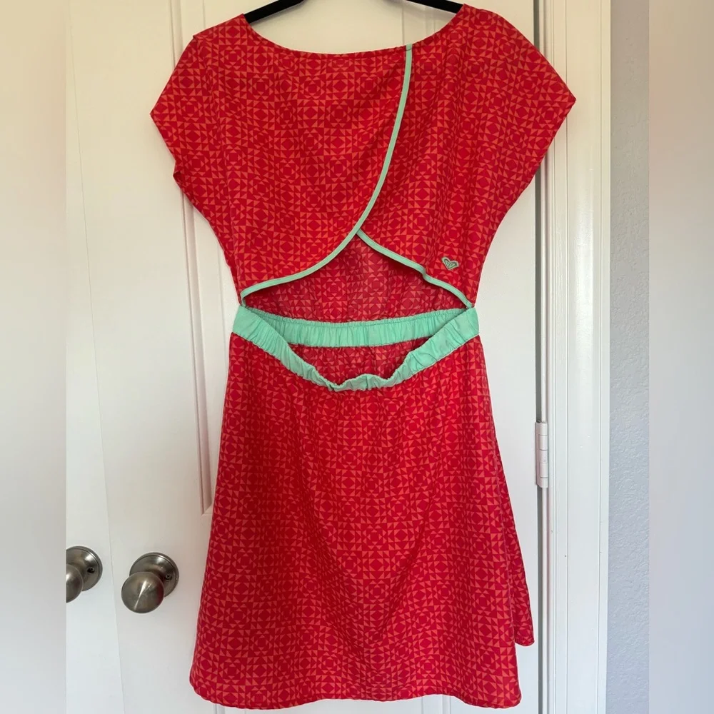 ❌SOLD❌Roxy Dress Teen's Large Red Geometric Mini Back Cutout Short Sleeve Swim - Picture 3 of 14